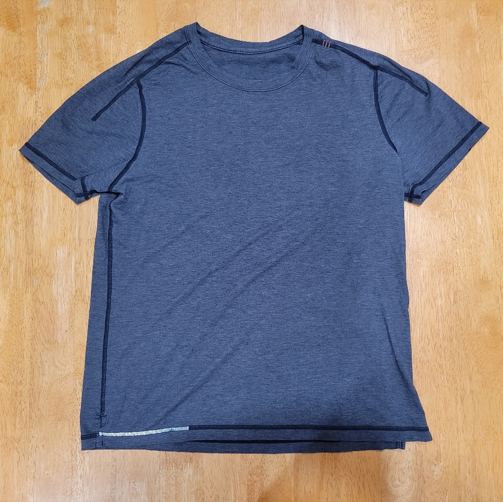 lululemon athletica Blue Short Sleeve Tee